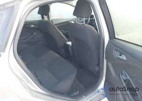 2016 Ford Focus Se z USA, uszkodzony, nr VIN 1FADP3FE6GL221456